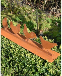 Familie Kip Met Haan Ecoroest Tuindecoratie