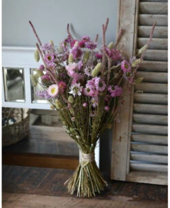 Fijn Droogbloemen Veld Boeket In Het Roze