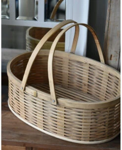 Mand Met Twee Hendels M, IB Laursen