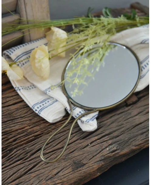 Ovalen Handspiegel, IB Laursen