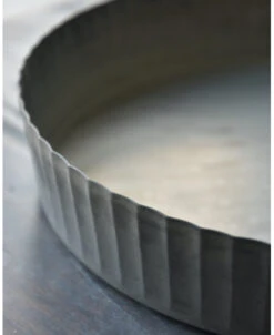 Ronde Zinken Schaal Met Hoge Schulp Rand, IB Laursen