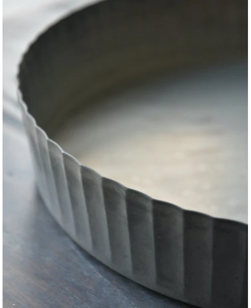 Ronde Zinken Schaal Met Hoge Schulp Rand, IB Laursen