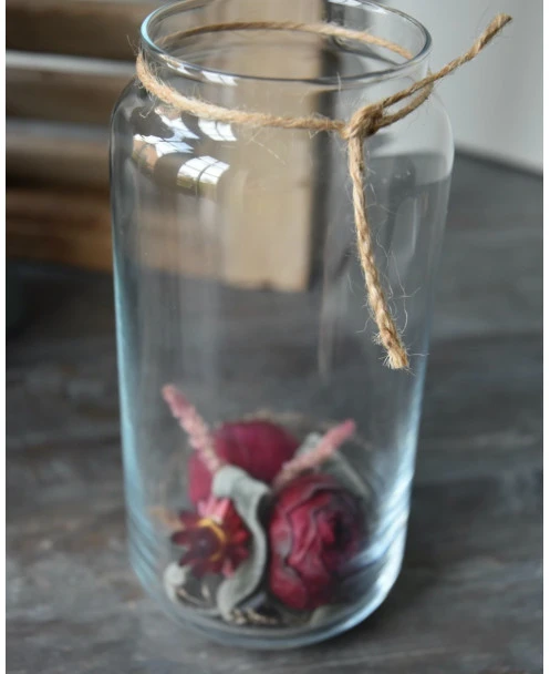 Glazen Vaas Gevuld Met Gevries- Droogde Bloemen In Het Bordeaux Rood - Afbeelding 4