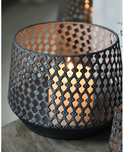 Set Van 3 Metalen Windlichten Met Sierlijk Gaatjes Patroon - Afbeelding 7