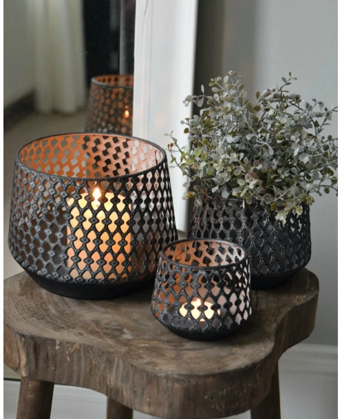 Set Van 3 Metalen Windlichten Met Sierlijk Gaatjes Patroon