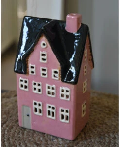 Theelicht Pakhuis Nyhavn Roze Met Zwart Dak, IB Laursen