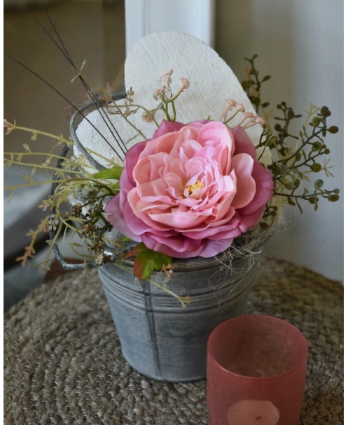 Zijde Bloemstukje Met Pastel Roze Roos En Wit Houten Hart - Afbeelding 6